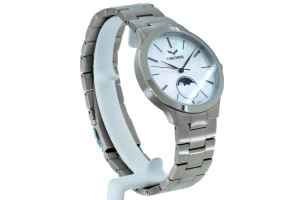  Dámské společenské hodinky Moonphase Titanium WG od české firmy MEORIS (7)