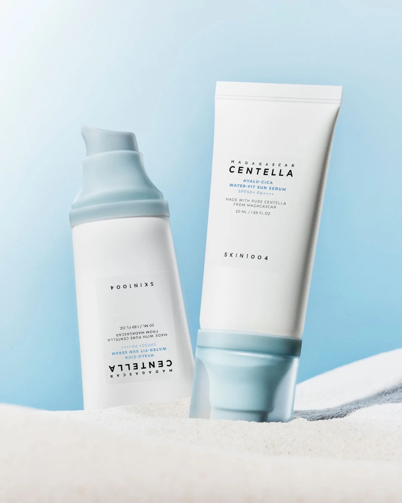Textúra SKIN1004 Hyalu-Cica Water-Fit Sun Serum