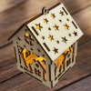 Drevený vianočný domček so svetielkom– 17 motívov