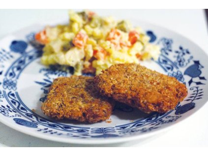 tofu-v-cerne-omacce-mlaskavec