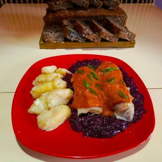 ŽIVÉ PONDĚLÍ 💜 POLÉVKA SE ZELENÝCH FAZOLEK A MRKVE, VEGANSKÉ ROLÁDKY NA ČERVENÉM ZELÍ, CHLUPATÉ KNEDLÍČKY, ROSTLINNÝ...