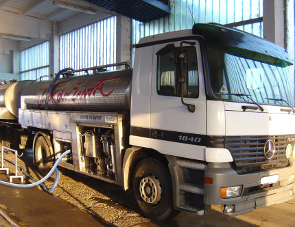 Cisterna na zvoz mlieka