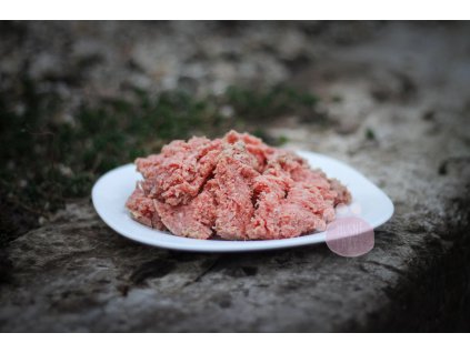 pasta z kuracích krkov