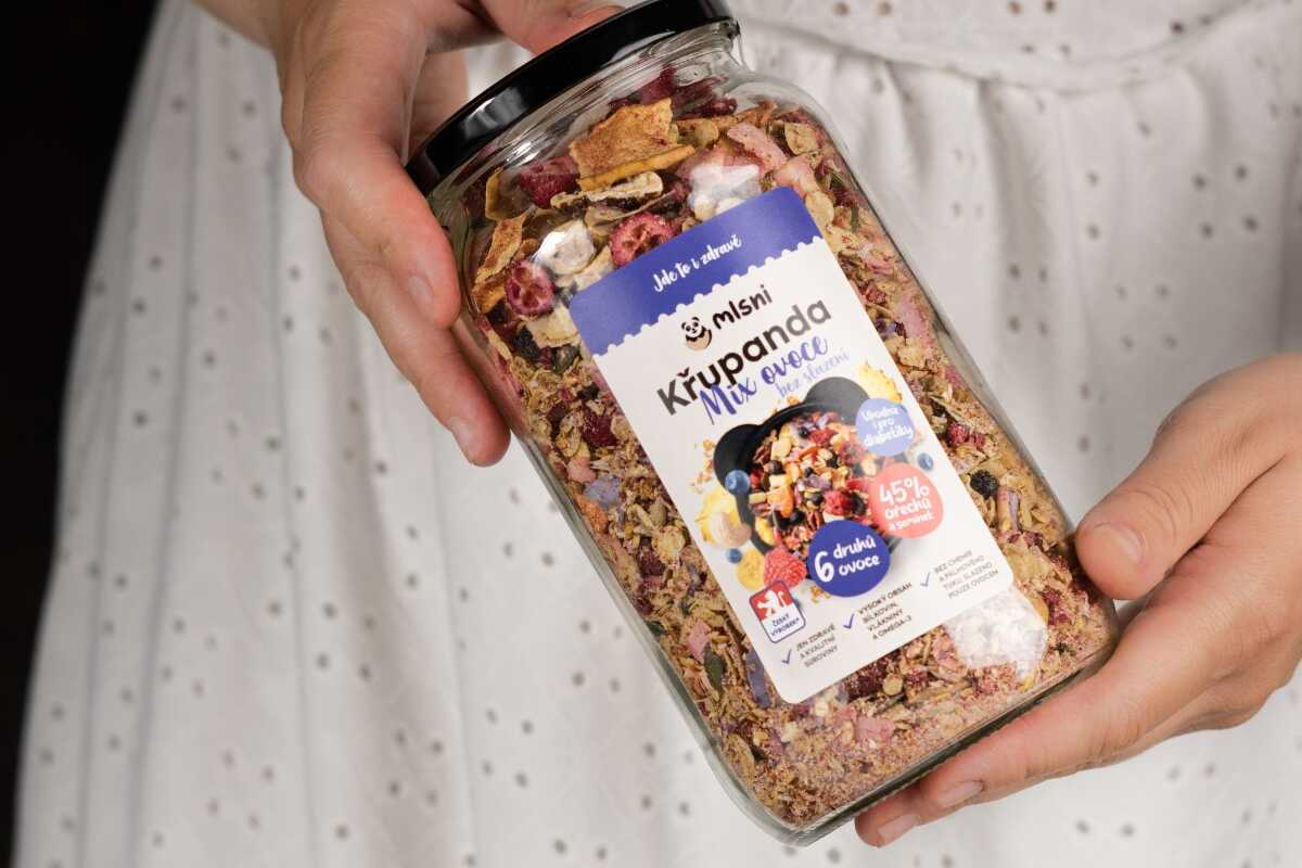 Umimejist.cz: Poctivé mlsání. Řemeslná prémiová granola z Moravy od MLSNI