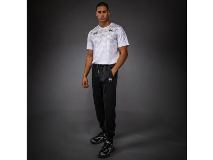 a690bd57e0ef9a337f4ce87a830e0cb924ffb526 VNMUFC 00495 108 G 02 převedeno z webp