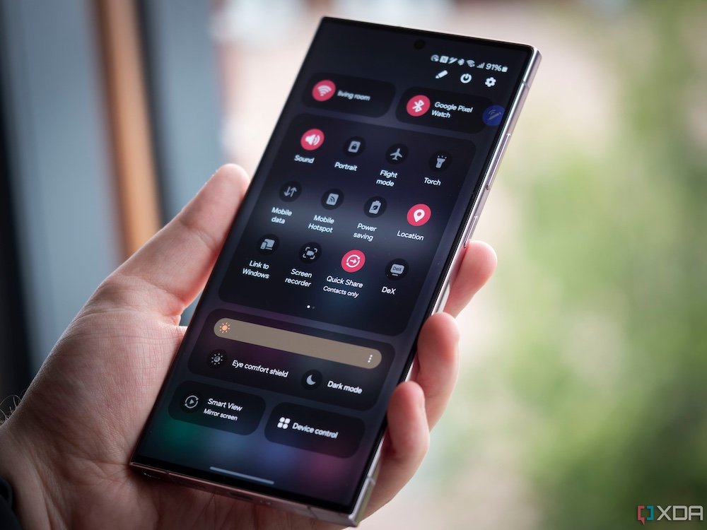 Samsung zavádí One UI 6.1 s Galaxy AI i na starší mode