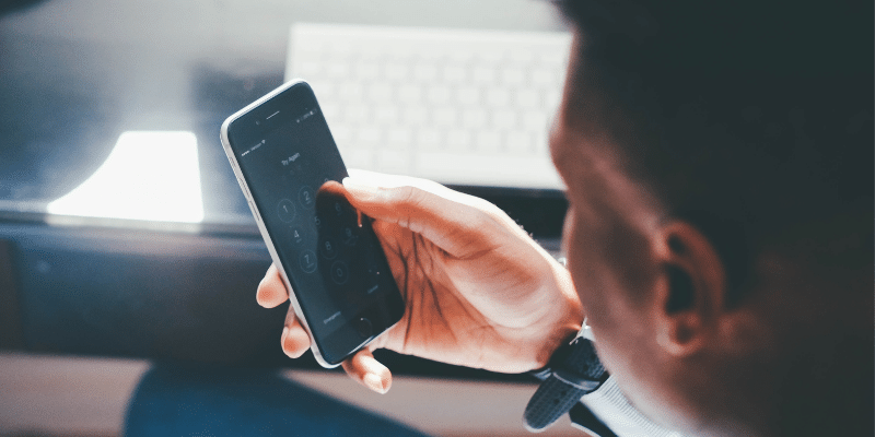 Aby telefon vydržel co nejdéle