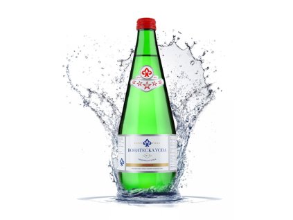 Agua mineral con gas orgánica Rohatecki 1 l, el mejor café de la República Checa