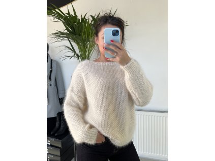 Svetrík SARA – jemný a mäkký