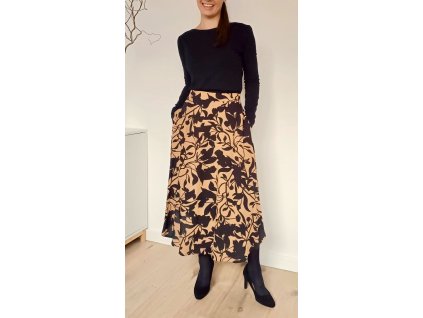 b7464145 b99c 4f8a b1d2 7dd231833401