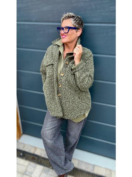 Buklé košilový kabátek s kapsami