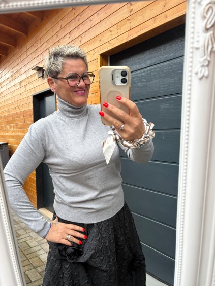 Luxusní pružný rolák – univerzální velikost