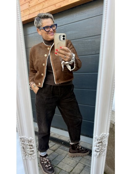 Měkké manšestrové kalhoty