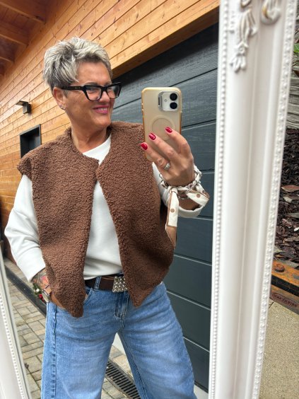 WhatsApp Image 2025 12 04 at 21.58.54