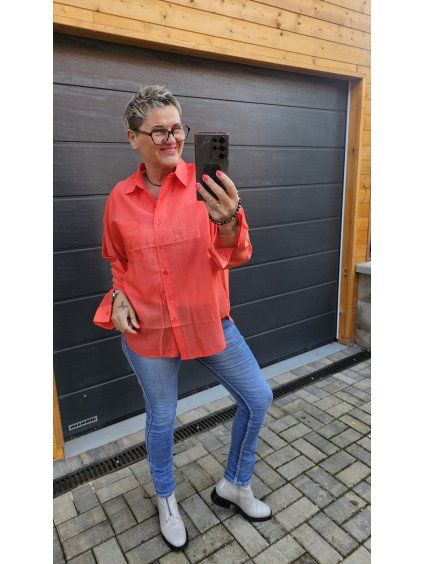 Lehká průsvitná košile s kapsičko