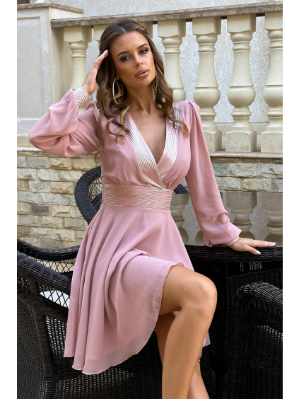 Romantické ružové spoločenské šaty s dlhým rukávom