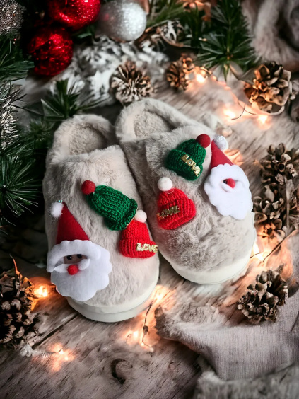 Dámske béžové vianočné papuče WS9036-8