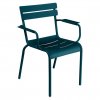 Kék fém kerti szék Fermob Luxembourg karfával