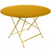 Sárga fém összecsukható asztal Fermob Bistro Ø 117 cm