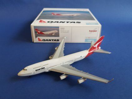 B747-400 Qantas Airways