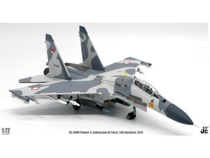 38193 jcw 72 su30 007d