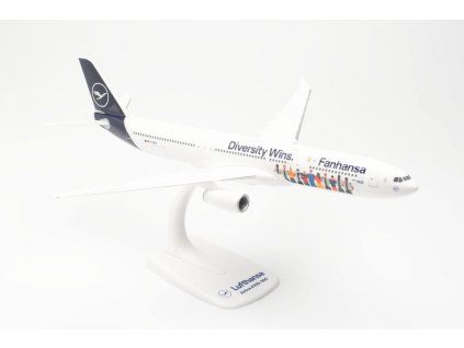 44139 her613897 d 1920x1920