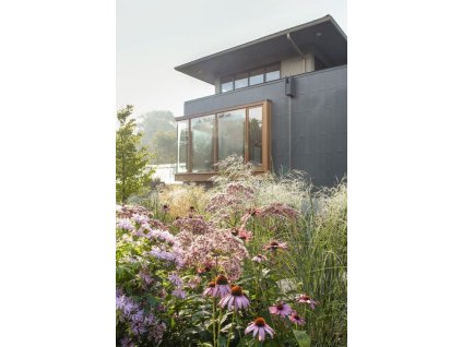 e9a9ecd1 c79b 4e5d b138 5548f05500e8