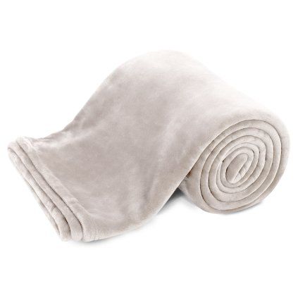 Mikroflanelová deka, světle šedá  ARÔME HOME