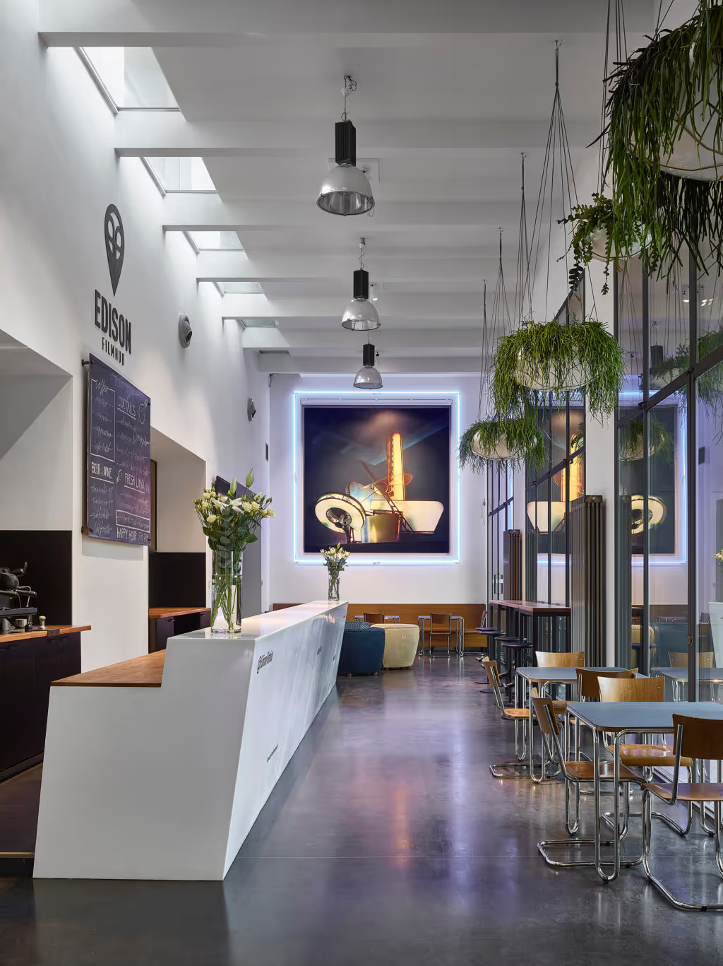 min-edison-filmhub-cafe-8