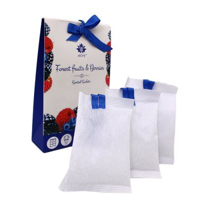 142371 forest fruits berries