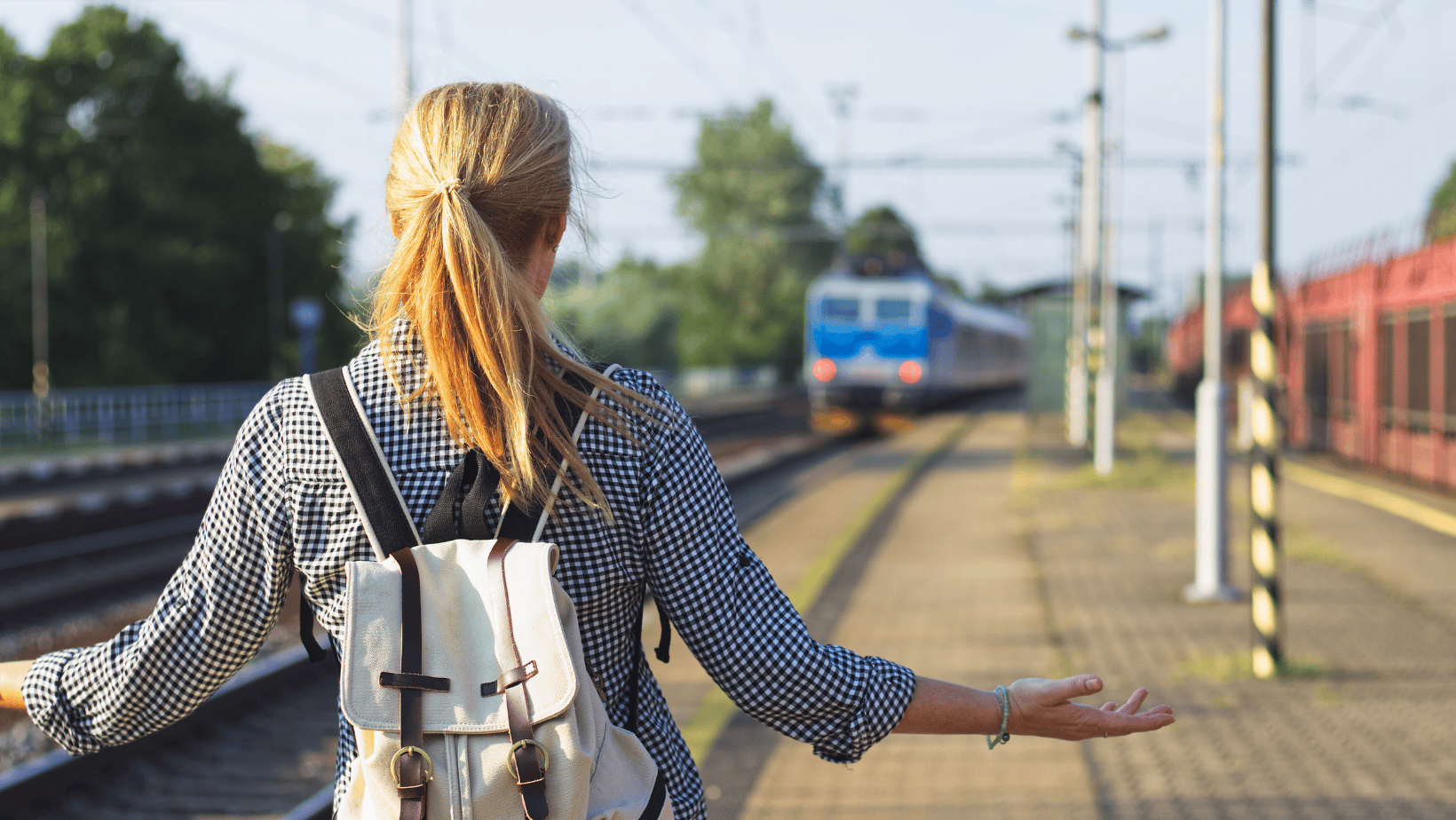 Jak vybrat ten správný dámský batoh?