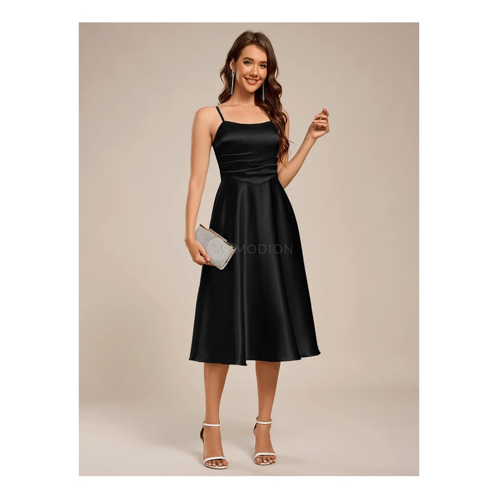 Společenské šaty černé krátké saténové do áčka - EG02340BK | Modion.cz