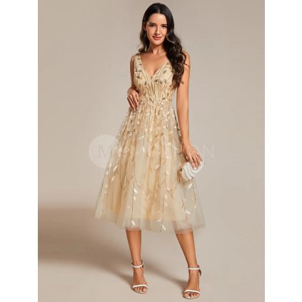 Společenské šaty zlaté tylové s flitry midi – Ever Pretty EG02106GD