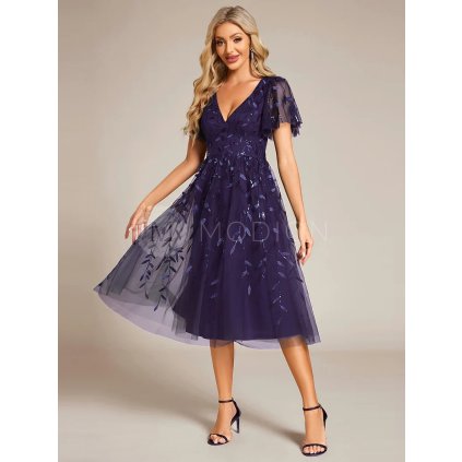 Společenské šaty midi fialové tylové s hlubokým výstřihem – Ever Pretty EG02230DP