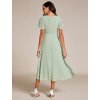 Šaty na ples mátově zelené asymetrický střih s rukávem – Ever Pretty EG02084MG44