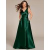 Společenské šaty zelené smaragdové dlouhé saténové s kapsami – Ever Pretty ES02326DG