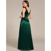 Plesové šaty zelené smaragdové dlouhé saténové s kapsami – Ever Pretty ES02326DG