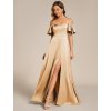 Společenské šaty zlaté dlouhé saténové s rozparkem, spadenými rukávy a ramínky – Ever Pretty ES00437CH