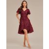 Plesové šaty vínově červené krátké flitrové s asymetrickým střihem a rukávem – Ever Pretty EE02401BD