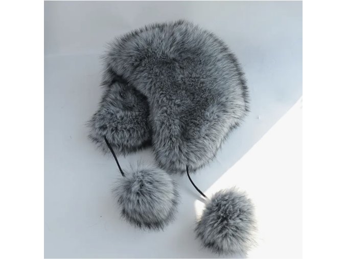 Luxusní kožešinová čepice ušanka stříbrná