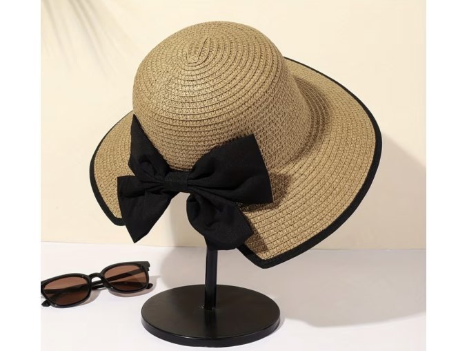 Krásný klobouk s mašličkou