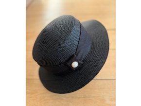 Luxusní francouzský klobouk s perlou