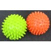 Masážní míček ježek 7 cm - oranžový