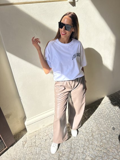 Triko s potiskem i na zádech LAJEN