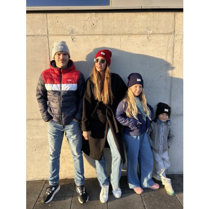 Čepice pro ženy, muže i děti MATILDE