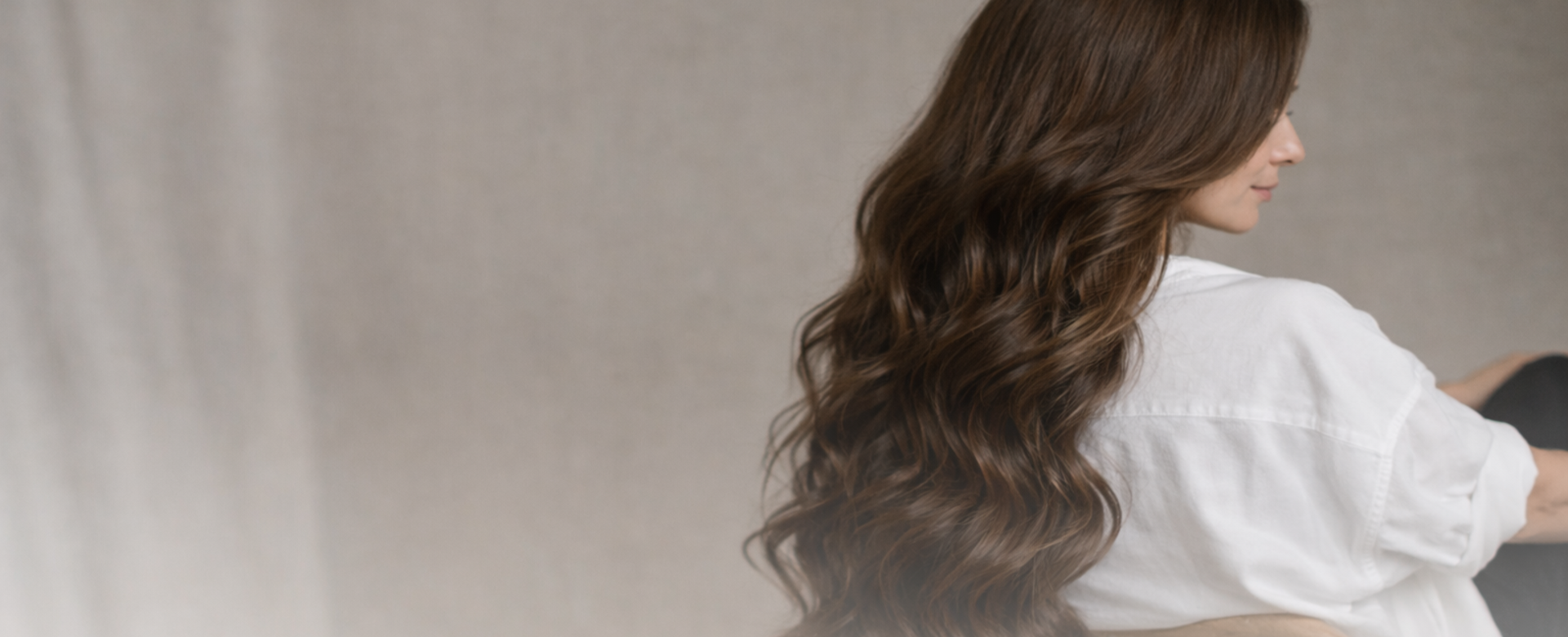 Profesionální péče o vlasy v luxusním salonu – objevte místo, kde vaše krása září.