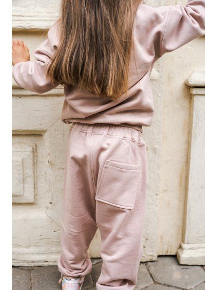 Pudrové tepláky dětské