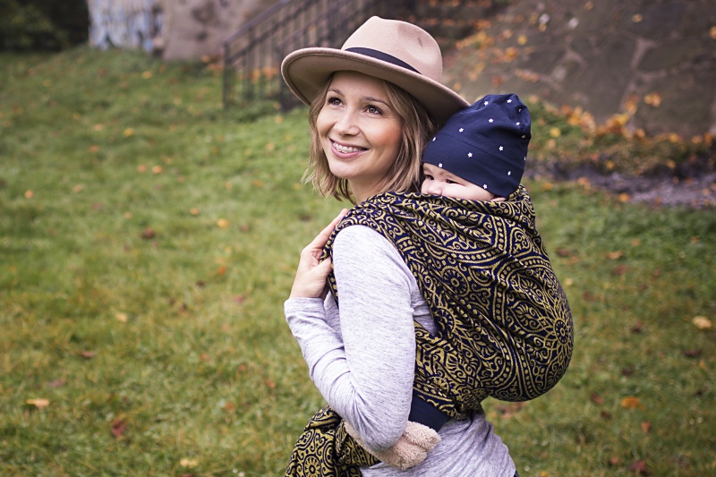 Gramáž šátku, co nám řekne o našem šátku?