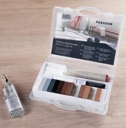 Drobné jazvy podlahy, čo s nimi?