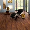 laminatova podlaha kronooriginal atlantic 10 hickory red river v interieri s kreslom 17206